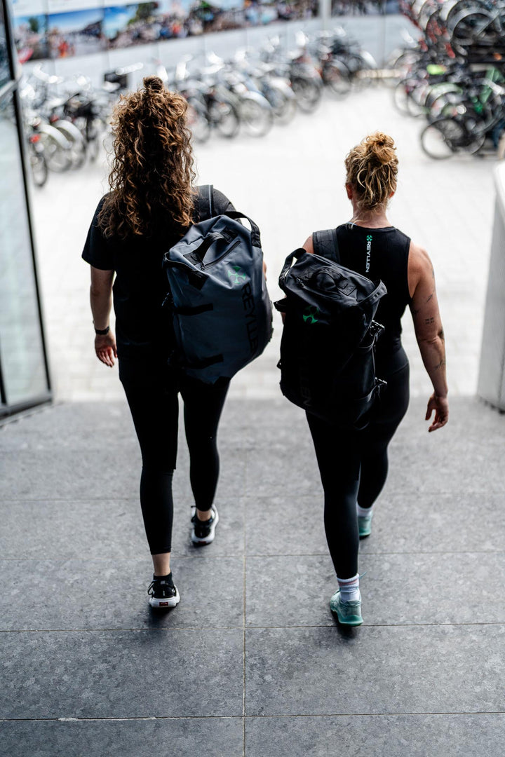 Reyllen Europe x2 backpack for gym crossfit 1