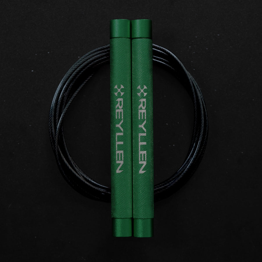 reyllen flare skipping jump rope - green handles with black cable
